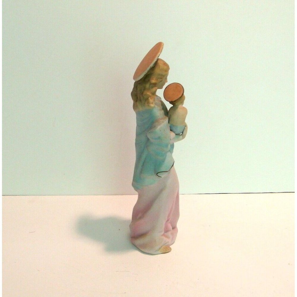 Artmark Originals Virgin Mother Mary and Jesus Figurine - Picture 4 of 7